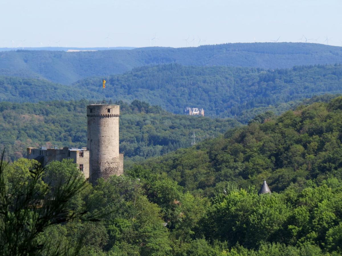 Fewo Zum Roemerturm Kaisersesch Exterior photo